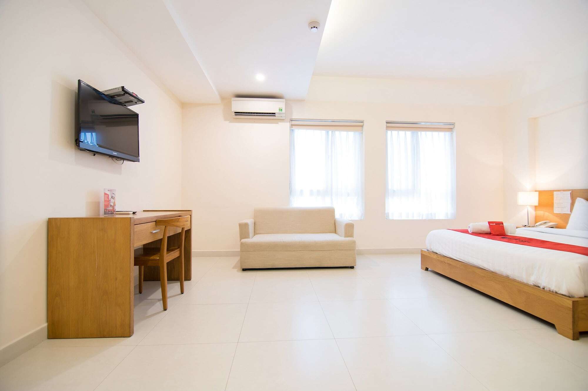 הו צ'י מין סיטי Reddoorz Plus Near Secc D7 מראה חיצוני תמונה