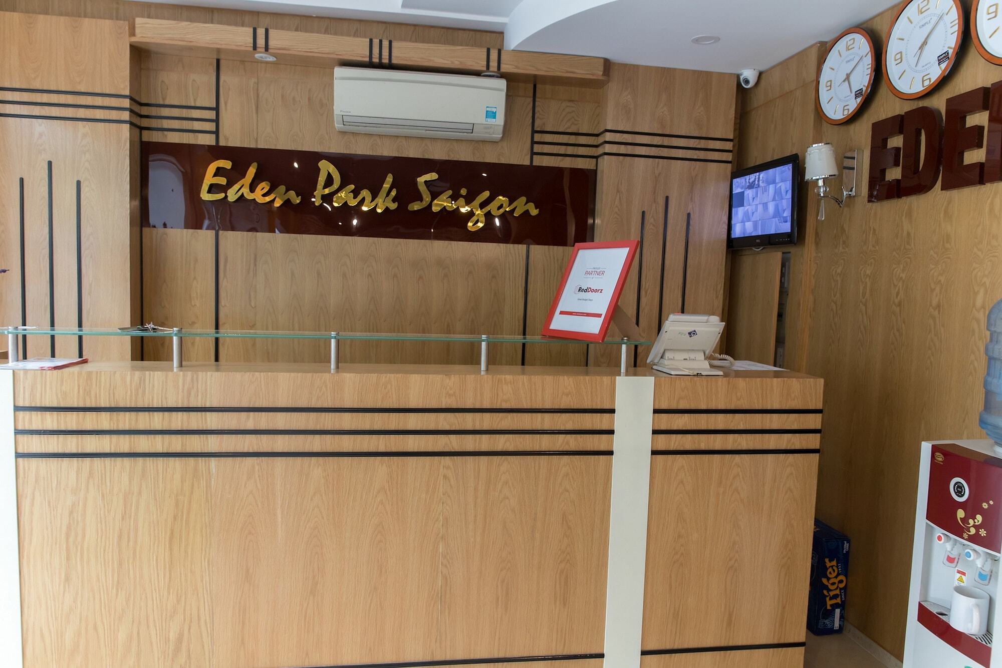 הו צ'י מין סיטי Reddoorz Plus Near Secc D7 מראה חיצוני תמונה